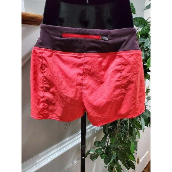 Nike Dri Fit Women's Solid Red Polyester Pull on Casual Stretch Shorts Size M - Picture 6 of 10